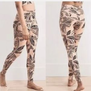American Eagle Leggings